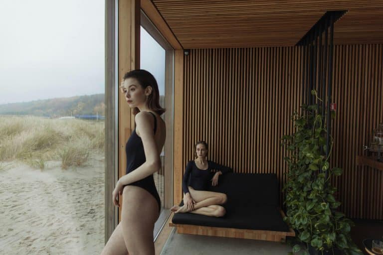 Nomadic Luxury: Borderless Fashion for Global Citizens